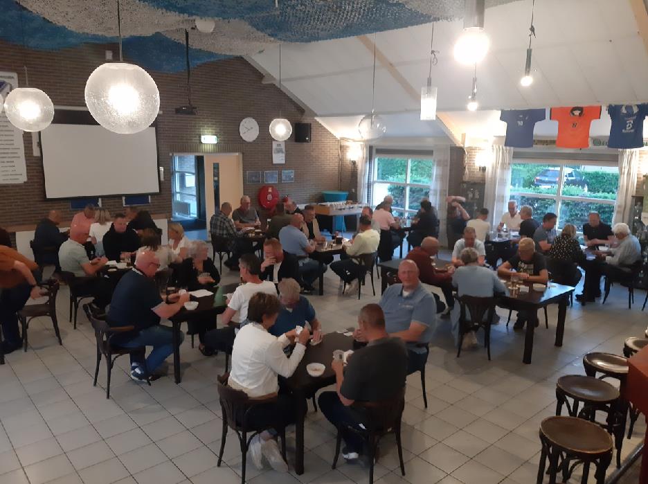 Nederlaag klaverjassers Veenhuizen tegen Gomos